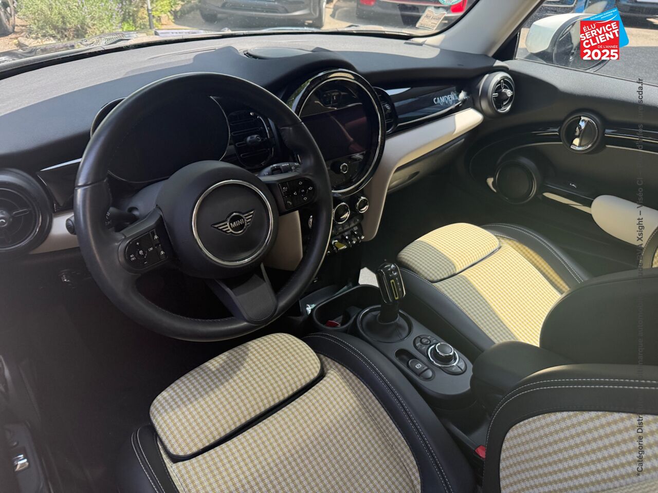 Véhicule d'occasion MINI MINI COOPER SE 184CH EDITION CAMDEN BVA 5CV chez Hyundai Chalons