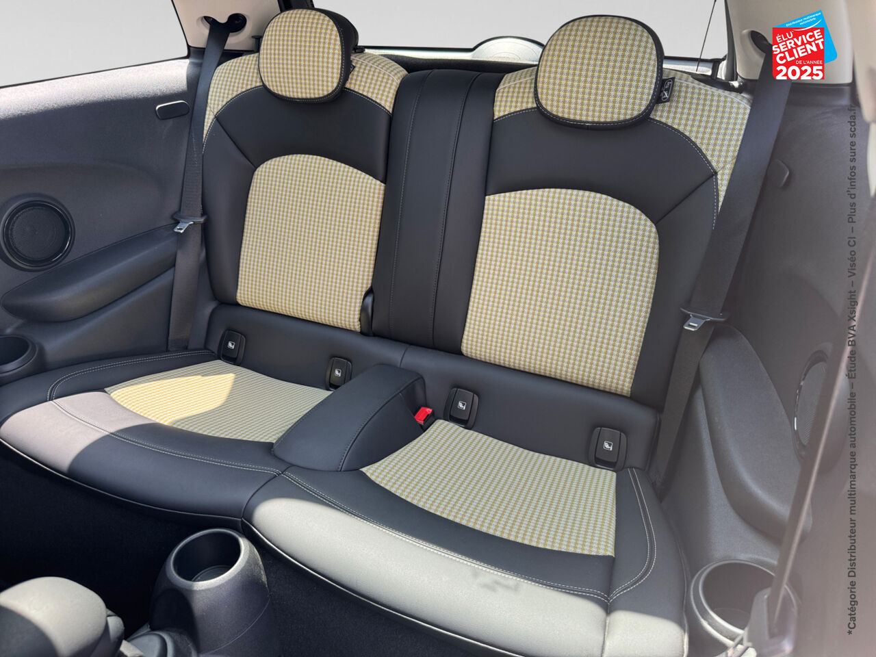 Véhicule d'occasion MINI MINI COOPER SE 184CH EDITION CAMDEN BVA 5CV chez Hyundai Chalons