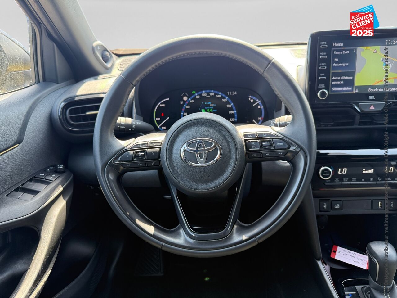 Véhicule d'occasion TOYOTA YARIS CROSS 116H PREMIERE AWD-I MY21 chez Toyota Saint Dizier