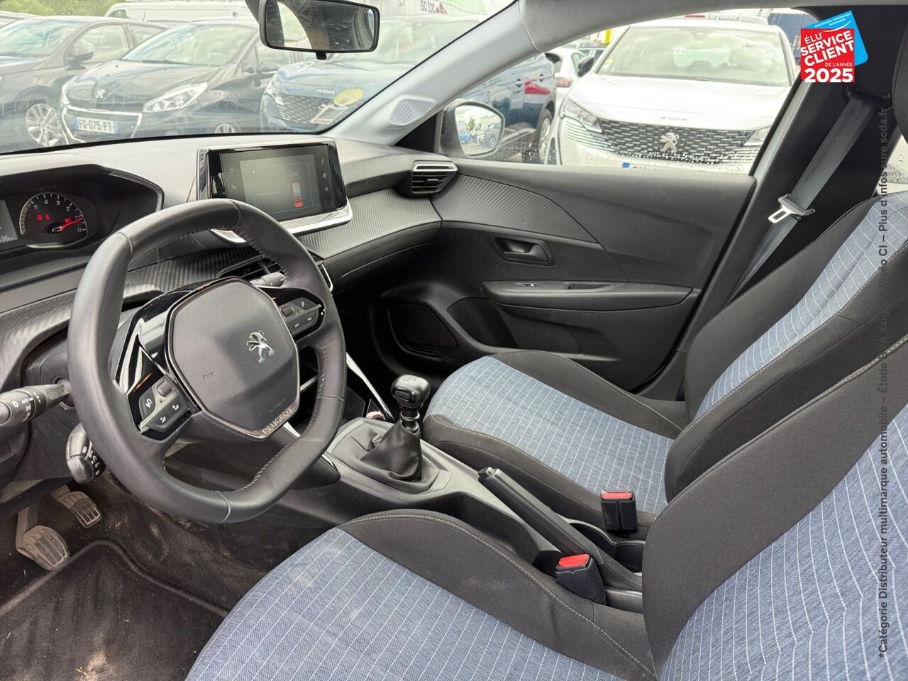 Véhicule d'occasion PEUGEOT 208 AFFAIRE 1.5 BLUEHDI 100 PREMIUM GPS CARPLAY chez Toyota Verdun
