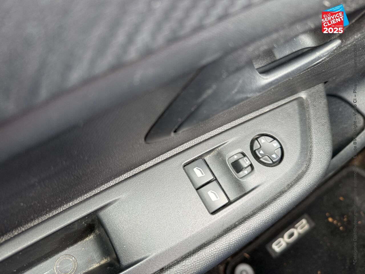 Véhicule d'occasion PEUGEOT 208 AFFAIRE 1.5 BLUEHDI 100 PREMIUM GPS CARPLAY chez Toyota Verdun