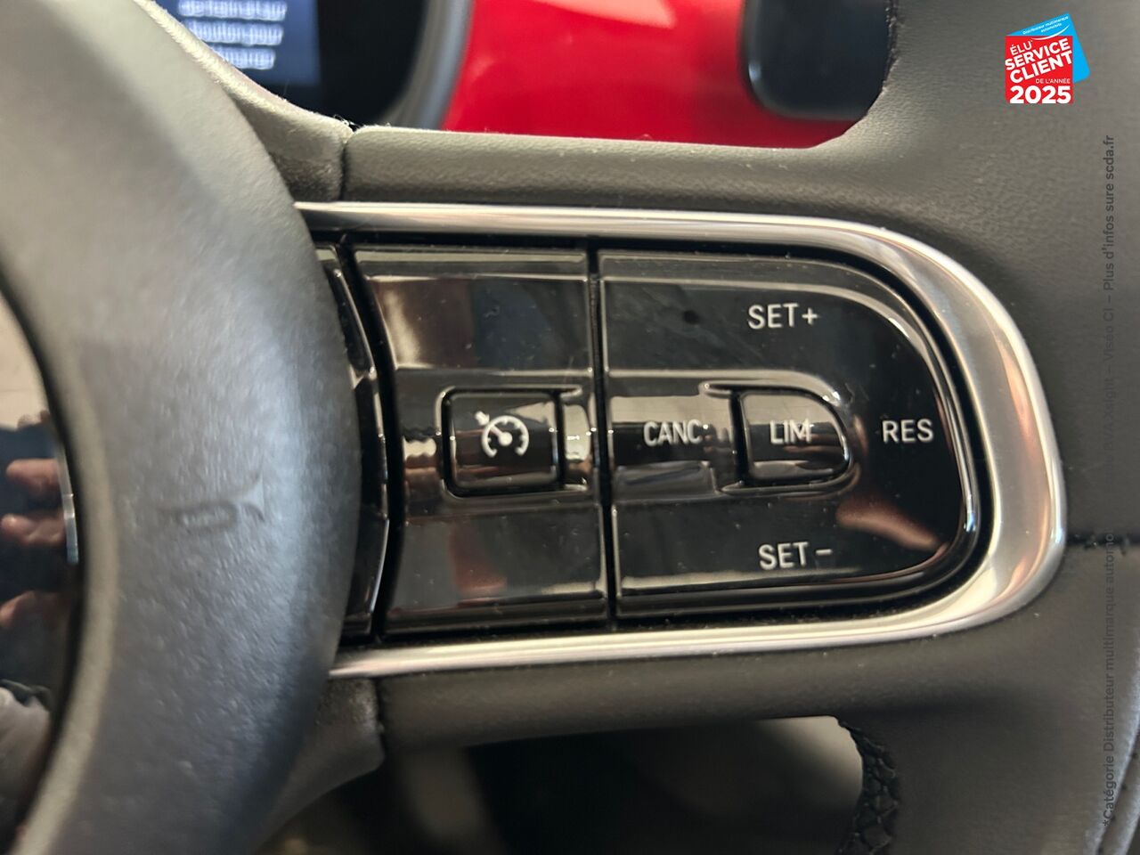Véhicule d'occasion FIAT 500C E 95CH PACK CONFORT MY23 chez Toyota Thionville