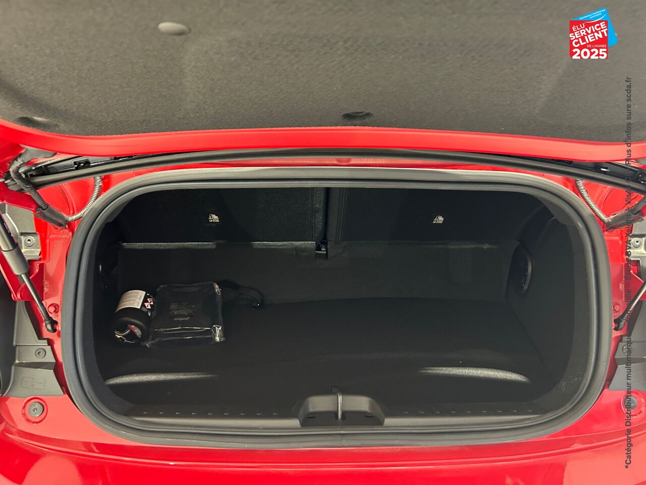 Véhicule d'occasion FIAT 500C E 95CH PACK CONFORT MY23 chez Toyota Thionville