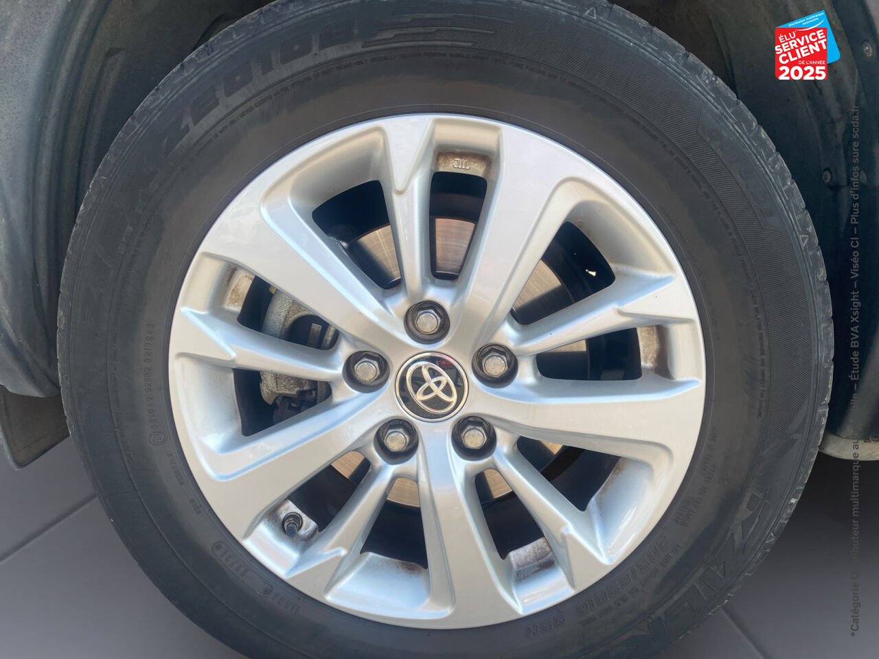 Véhicule d'occasion TOYOTA YARIS CROSS 116H DYNAMIC BUSINESS + PROGRAMME BEYOND ZERO ACADEMY MY21 SIEGES CHAUF GPS CAMERA chez Dacia Strasbourg