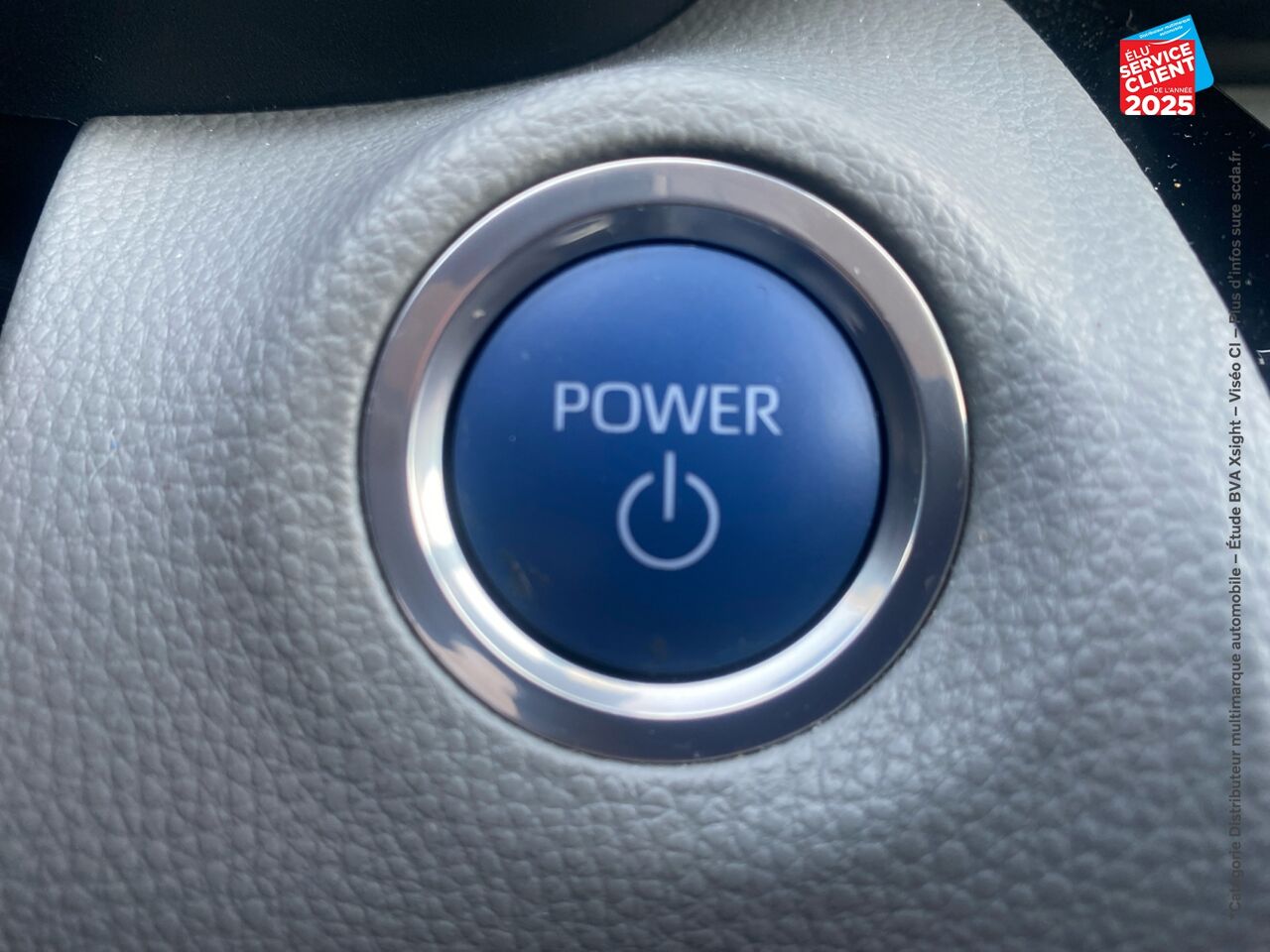 Véhicule d'occasion TOYOTA YARIS CROSS 116H DYNAMIC BUSINESS + PROGRAMME BEYOND ZERO ACADEMY MY21 SIEGES CHAUF GPS CAMERA chez Dacia Strasbourg