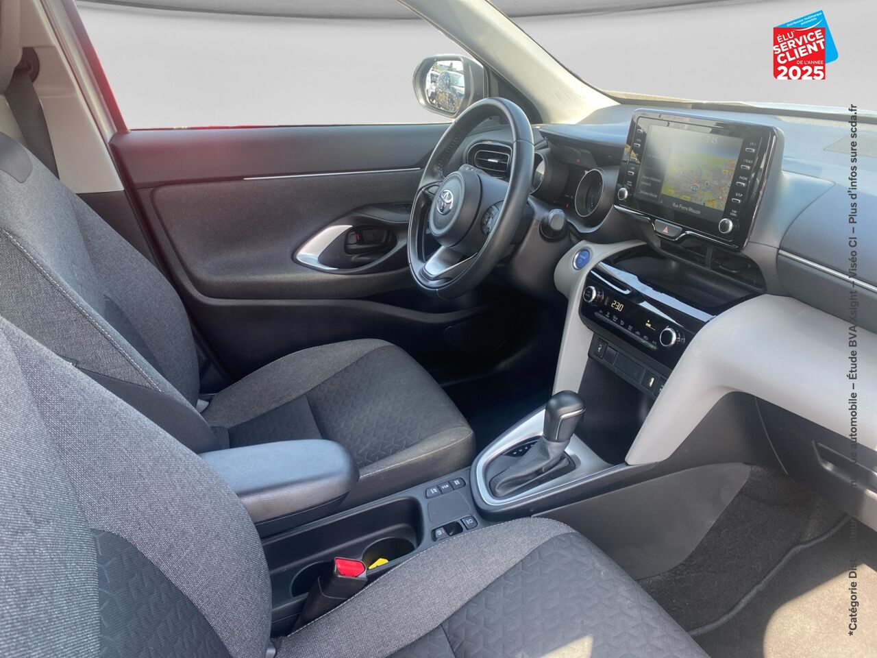Véhicule d'occasion TOYOTA YARIS CROSS 116H DYNAMIC BUSINESS + PROGRAMME BEYOND ZERO ACADEMY MY21 SIEGES CHAUF GPS CAMERA chez Dacia Strasbourg