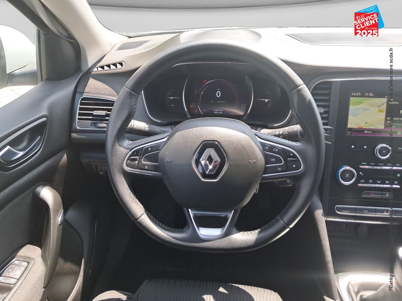 Véhicule d'occasion RENAULT MEGANE ESTATE 1.3 TCE 115CH FAP BUSINESS GPS RADAR AV/AR chez Toyota Thionville