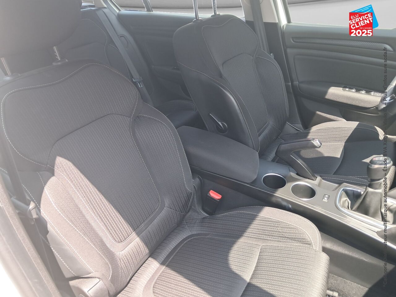 Véhicule d'occasion RENAULT MEGANE ESTATE 1.3 TCE 115CH FAP BUSINESS GPS RADAR AV/AR chez Toyota Thionville