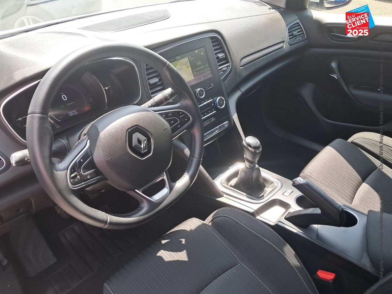 Véhicule d'occasion RENAULT MEGANE ESTATE 1.3 TCE 115CH FAP BUSINESS GPS RADAR AV/AR chez Toyota Thionville