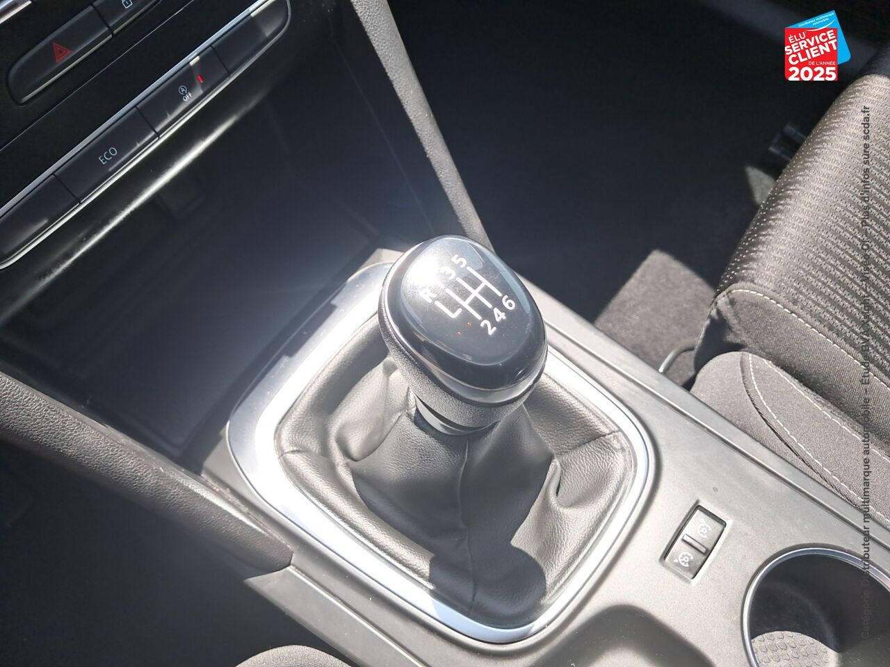 Véhicule d'occasion RENAULT MEGANE ESTATE 1.3 TCE 115CH FAP BUSINESS GPS RADAR AV/AR chez Toyota Thionville