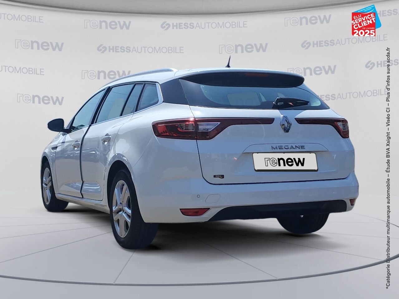 Véhicule d'occasion RENAULT MEGANE ESTATE 1.3 TCE 115CH FAP BUSINESS GPS RADAR AV/AR chez Toyota Thionville
