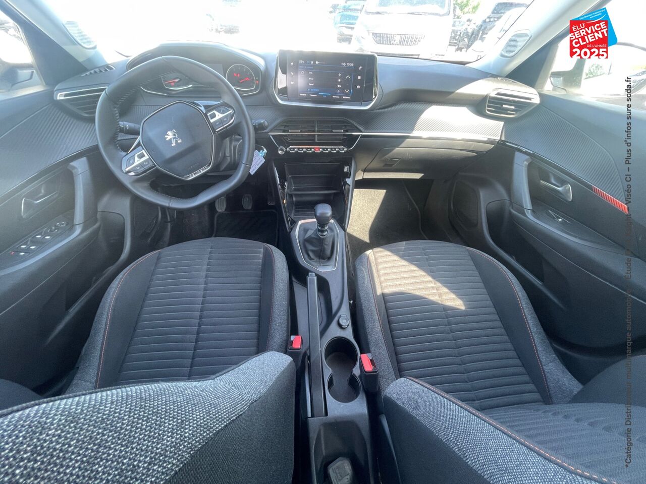 Véhicule d'occasion PEUGEOT 2008 1.2 PURETECH 100CH S/S ACTIVE CAMERA CARPLAY chez Renault Belfort
