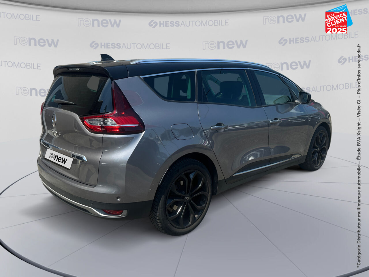 Véhicule d'occasion RENAULT GRAND SCENIC 1.3 TCE 160CH FAP BLACK EDITION EDC 8CV chez Renault Colmar