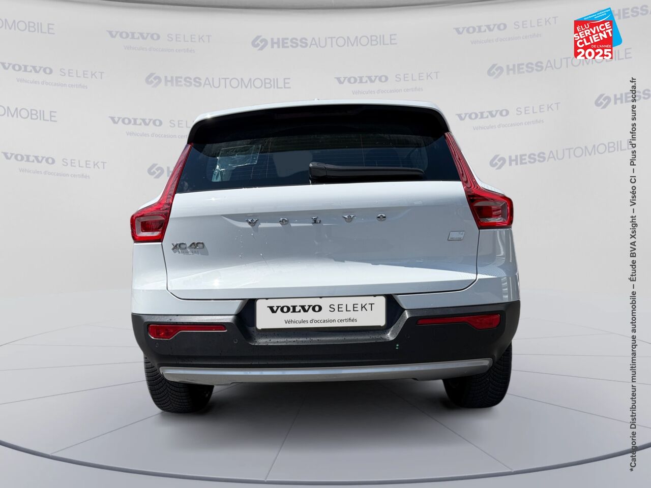 Véhicule d'occasion VOLVO XC40 T4 RECHARGE 129 + 82CH INSCRIPTION BUSINESS DCT 7 chez Volvo Epernay