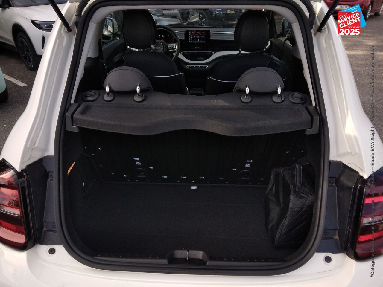 Véhicule d'occasion FIAT 500 E 95CH ACTION PLUS chez Toyota Saint Dizier