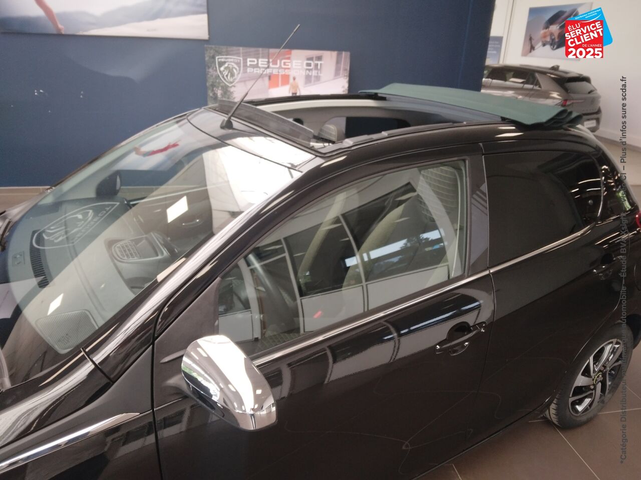 Véhicule d'occasion PEUGEOT 108 VTI 72 TOP COLLECTION 5P chez Renault Sélestat