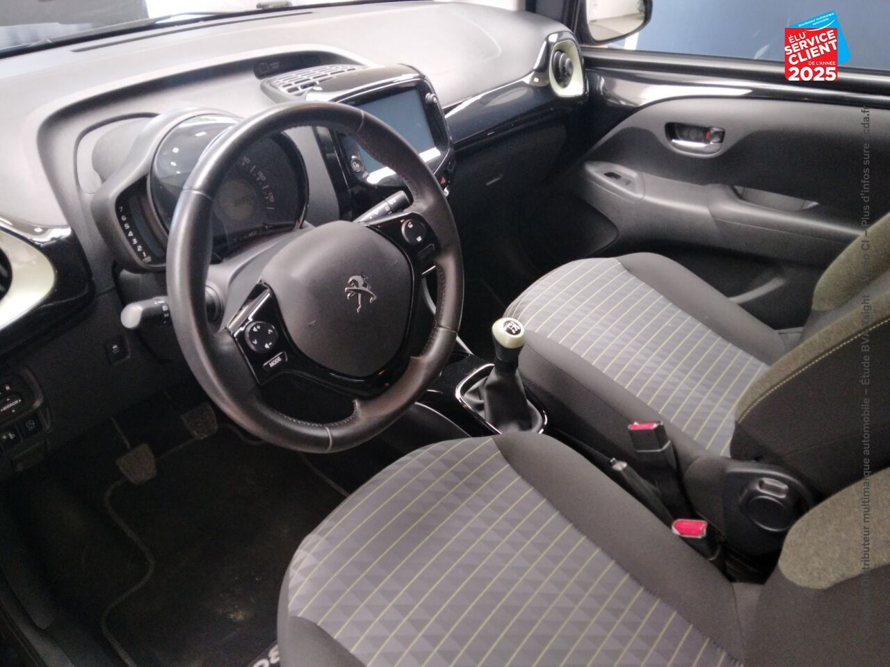 Véhicule d'occasion PEUGEOT 108 VTI 72 TOP COLLECTION 5P chez Renault Sélestat