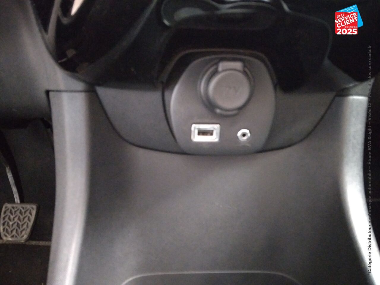 Véhicule d'occasion PEUGEOT 108 VTI 72 TOP COLLECTION 5P chez Renault Sélestat
