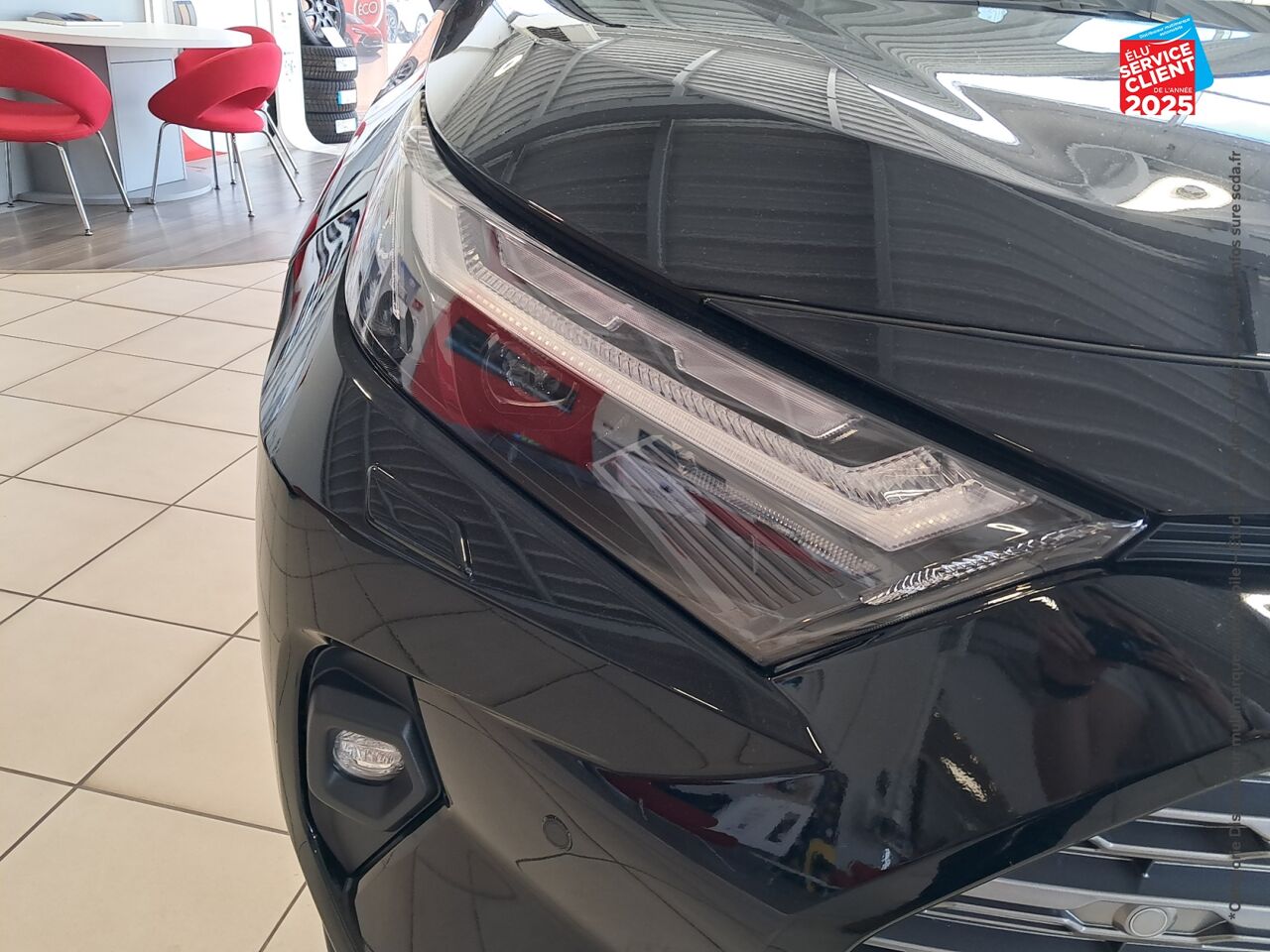 Véhicule d'occasion TOYOTA RAV4 2.5 HYBRIDE 218CH LOUNGE 2WD MY24 chez Toyota Thionville