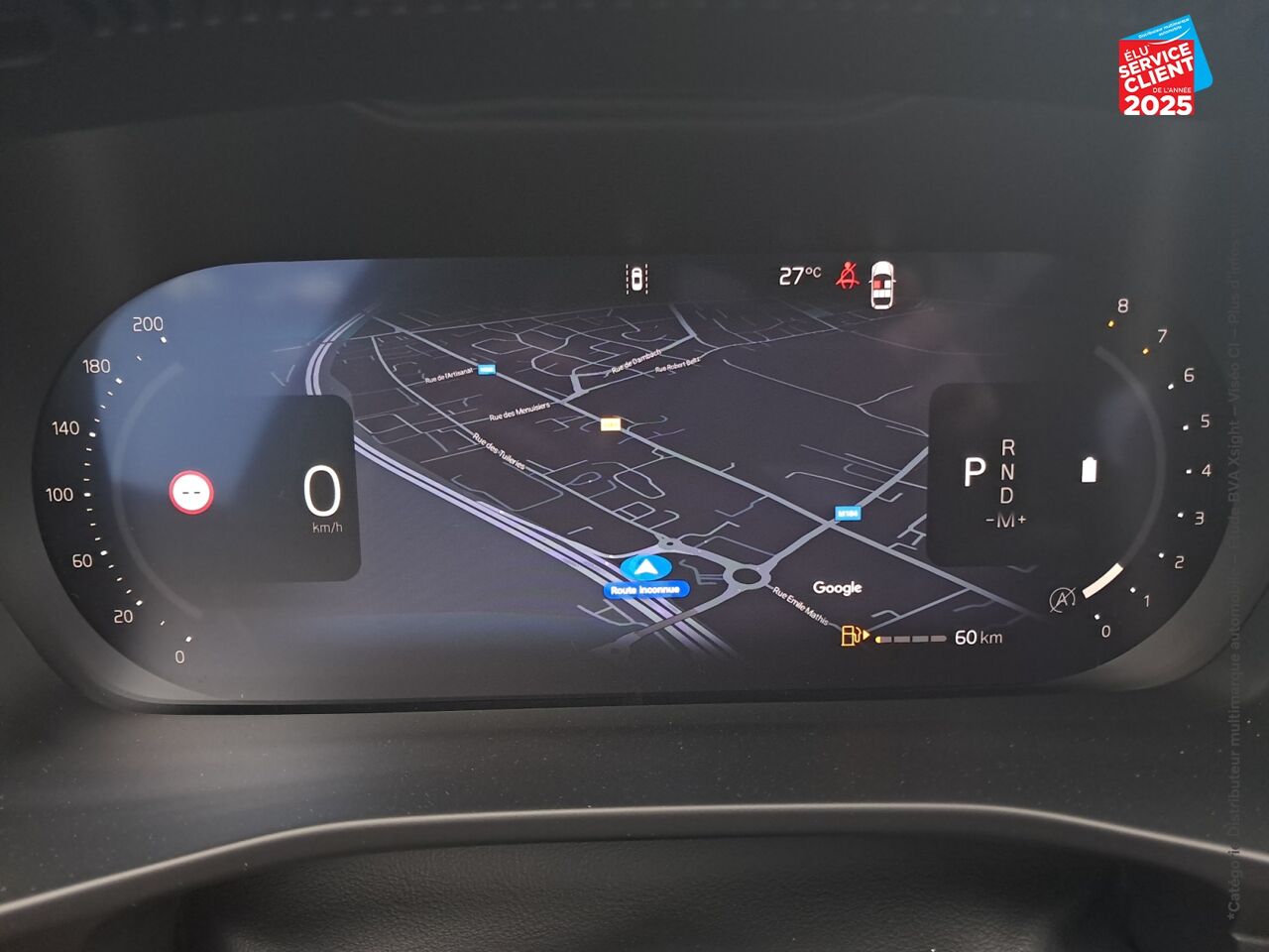 Véhicule d'occasion VOLVO XC40 B3 163CH BLACK EDITION DCT 7 chez Hyundai Epernay