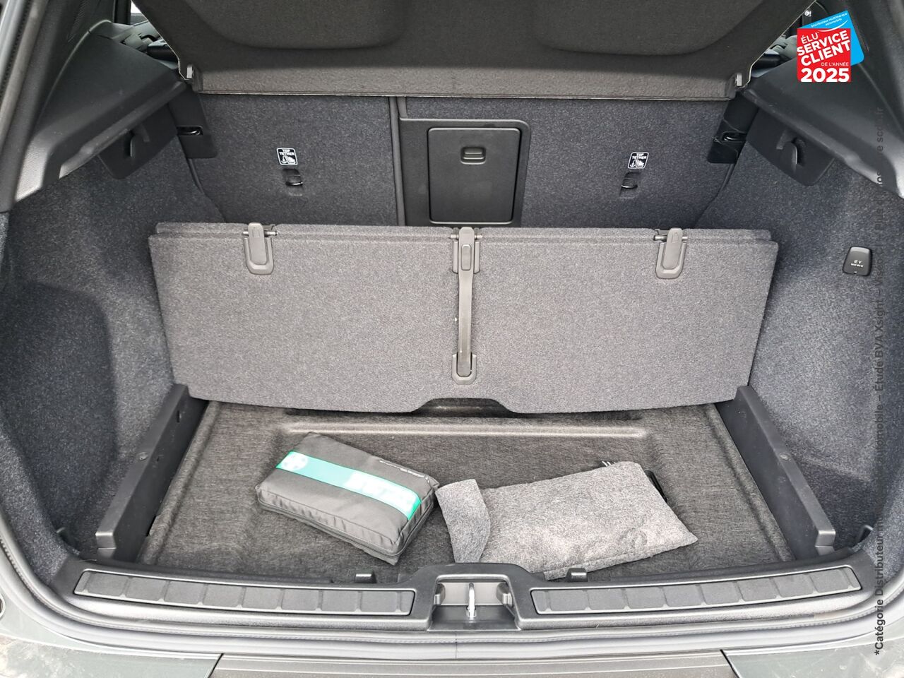 Véhicule d'occasion VOLVO XC40 B3 163CH PLUS DCT 7 chez Renault Colmar