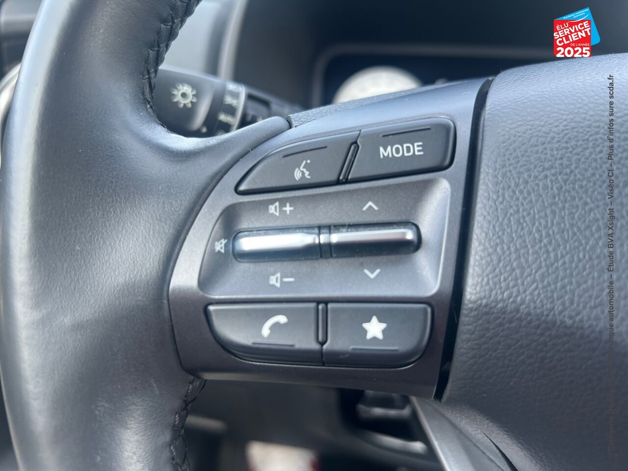Véhicule d'occasion HYUNDAI KONA ELECTRIC 39KWH - 136CH INTUITIVE CAMERA chez Hyundai Chalons
