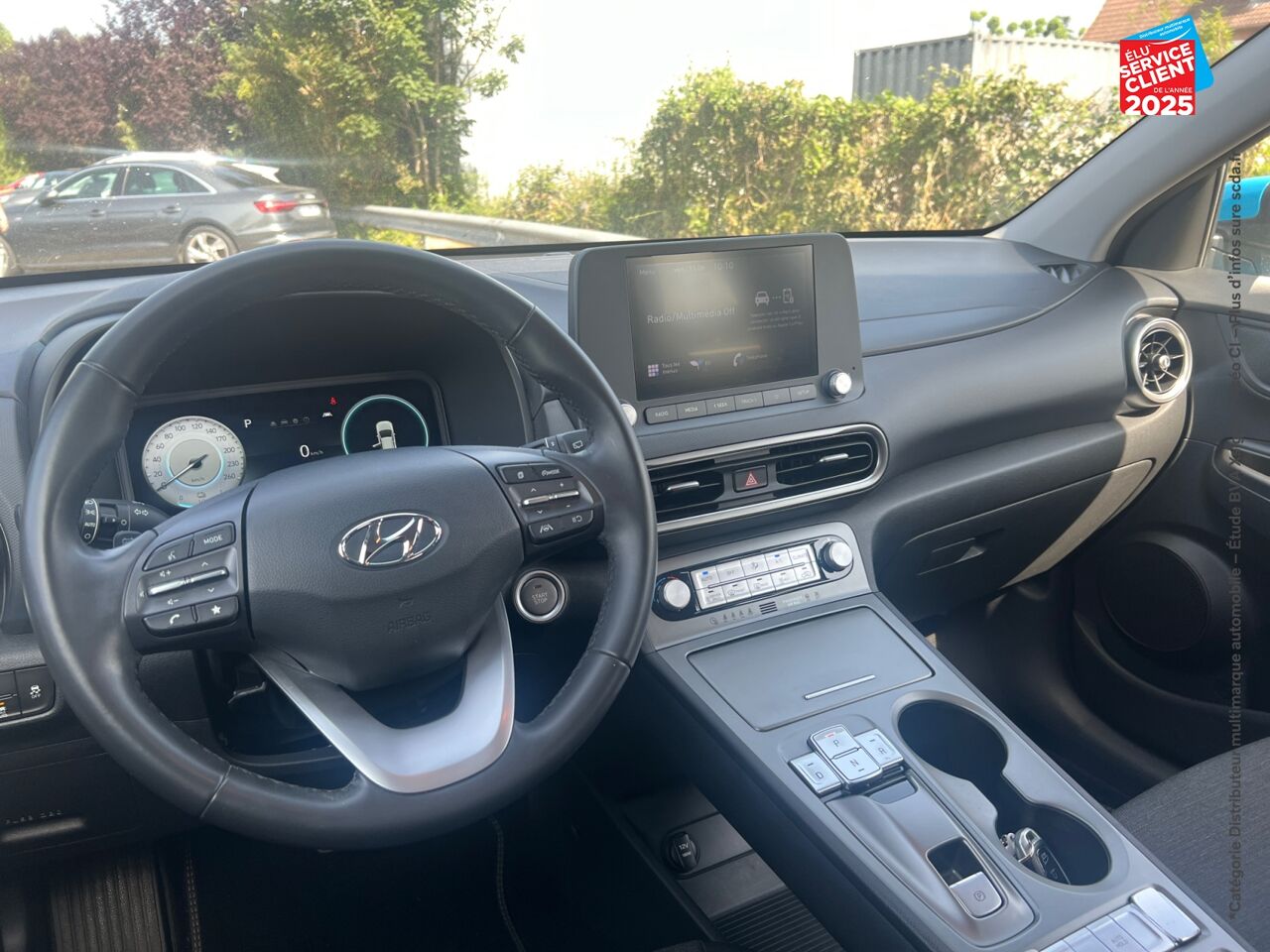 Véhicule d'occasion HYUNDAI KONA ELECTRIC 39KWH - 136CH INTUITIVE CAMERA chez Hyundai Chalons