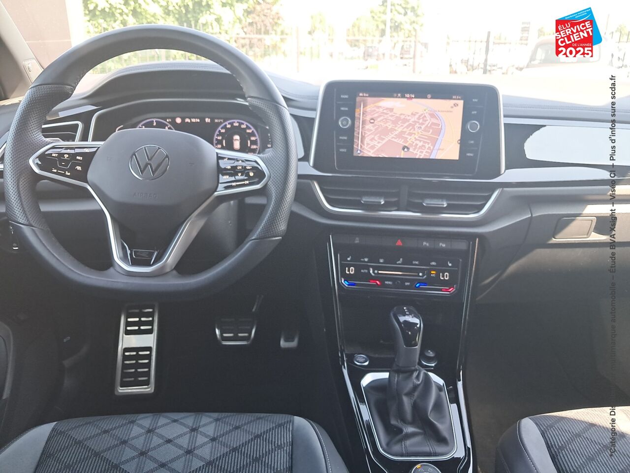 Véhicule d'occasion VOLKSWAGEN T-ROC 2.0 TDI 150CH R-LINE DSG7 chez Toyota Thionville