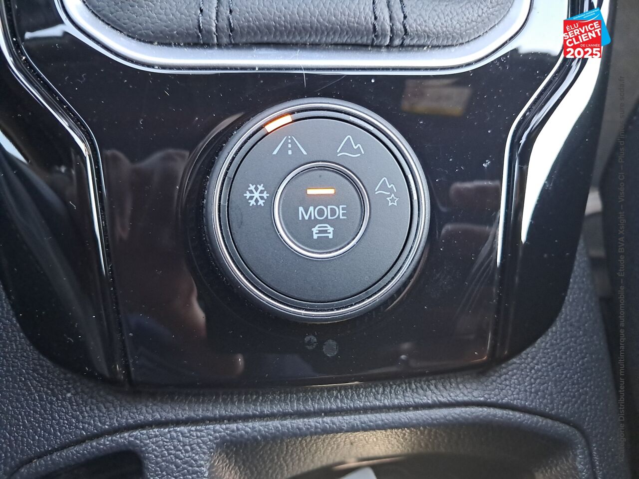 Véhicule d'occasion VOLKSWAGEN T-ROC 2.0 TDI 150CH R-LINE DSG7 chez Toyota Thionville