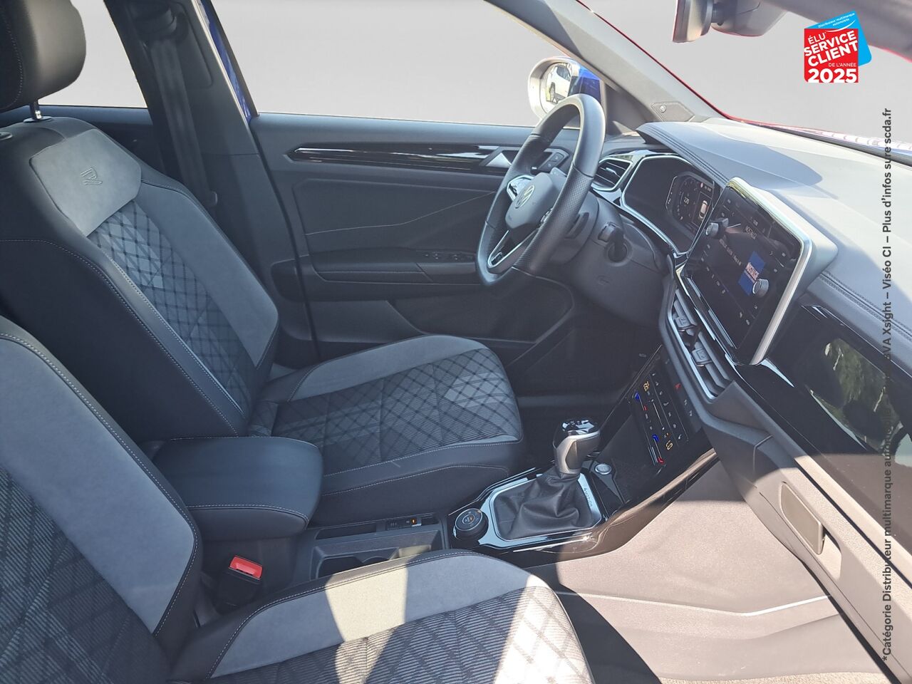 Véhicule d'occasion VOLKSWAGEN T-ROC 2.0 TDI 150CH R-LINE DSG7 chez Toyota Thionville