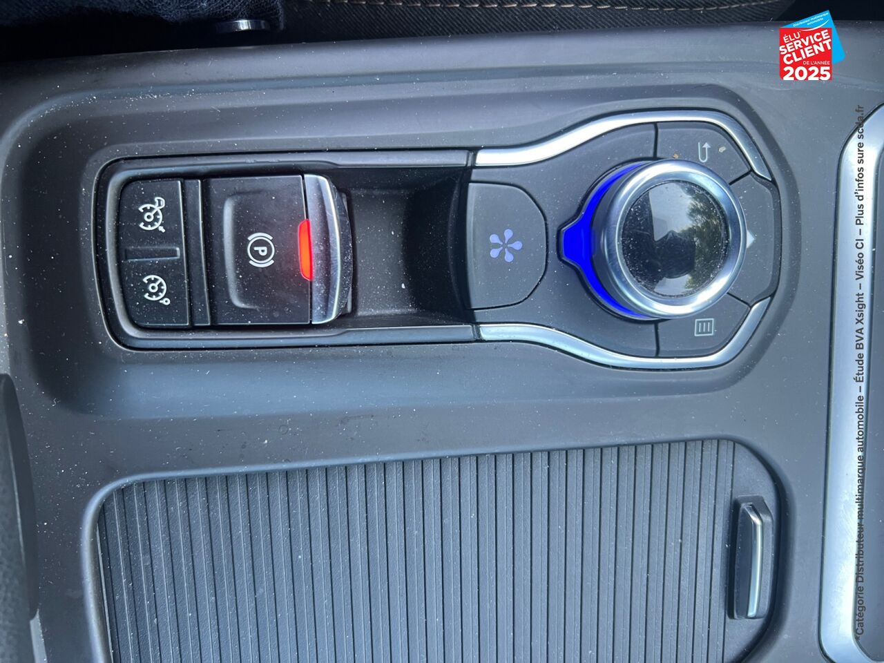 Véhicule d'occasion RENAULT TALISMAN 2.0 BLUE DCI 160CH BUSINESS INTENS EDC GPS RADAR AV/AR chez Renault Saint-Louis