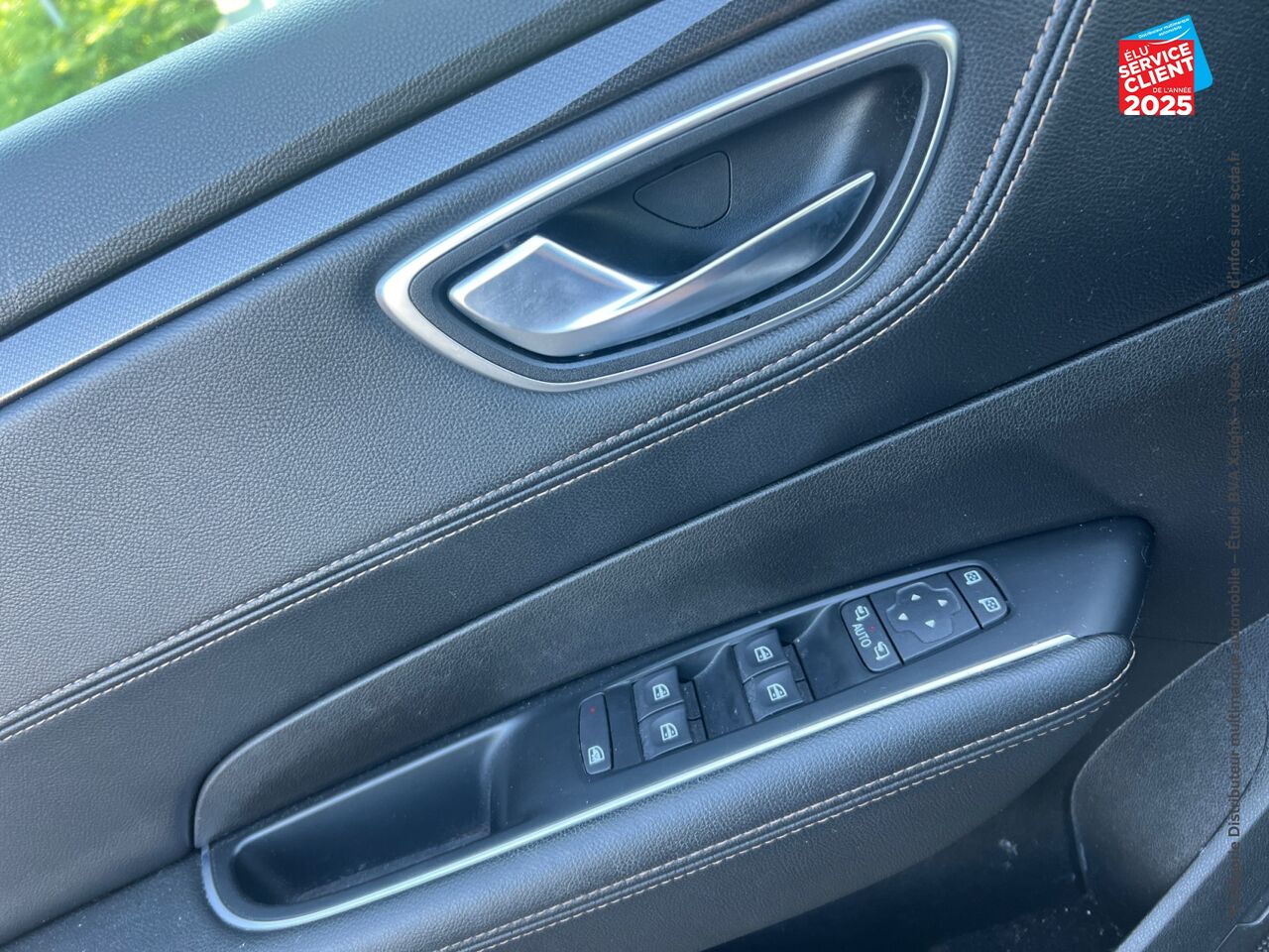 Véhicule d'occasion RENAULT TALISMAN 2.0 BLUE DCI 160CH BUSINESS INTENS EDC GPS RADAR AV/AR chez Renault Saint-Louis