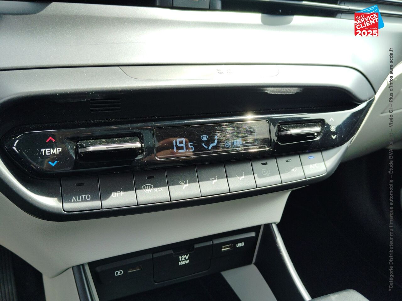 Véhicule d'occasion HYUNDAI I20 1.0 T-GDI 100CH HYBRID CREATIVE DCT-7 chez Hyundai Reims