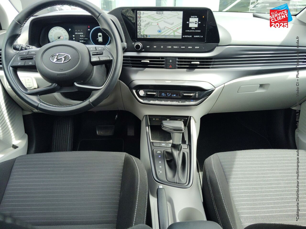 Véhicule d'occasion HYUNDAI I20 1.0 T-GDI 100CH HYBRID CREATIVE DCT-7 chez Hyundai Reims