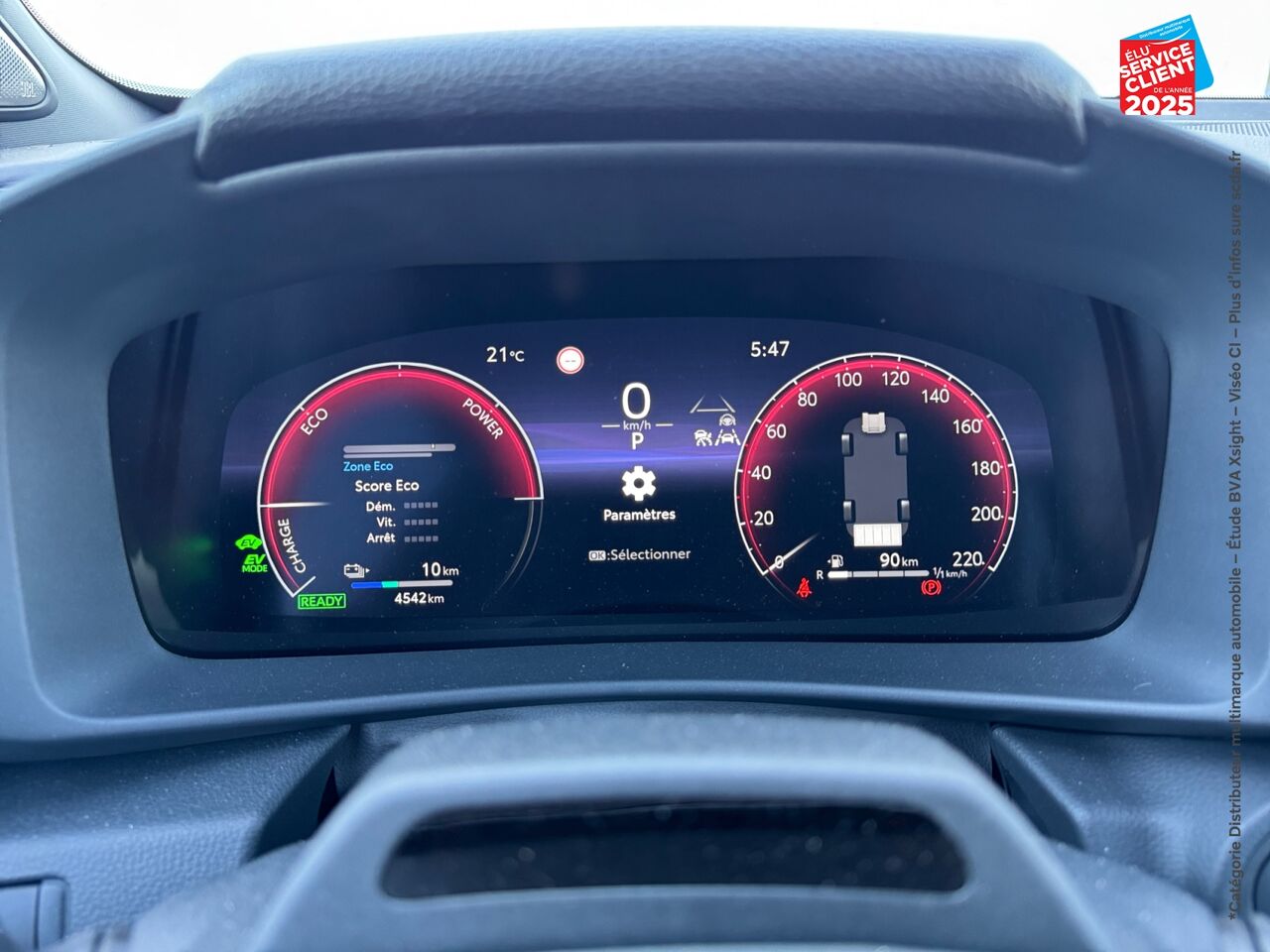 Véhicule d'occasion TOYOTA C-HR 2.0 HYBRIDE RECHARGEABLE 225CH GR SPORT PREMIERE NG23 chez Nissan Strasbourg