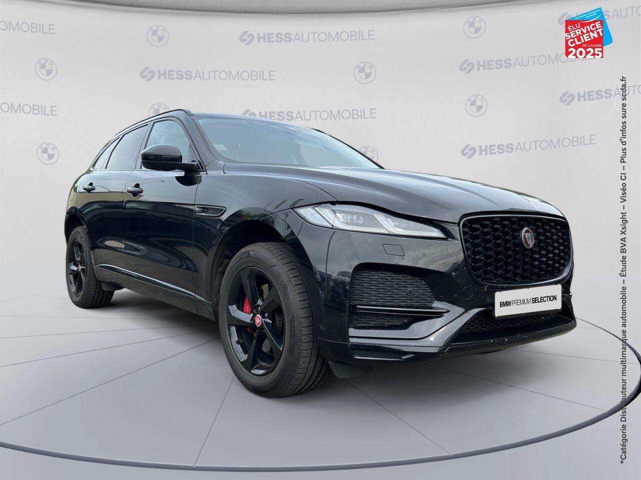 Véhicule d'occasion JAGUAR F-PACE D200 MHEV R-DYNAMIC SE BVA8 AWD CAMERA GPS CUIR chez BMW Dole