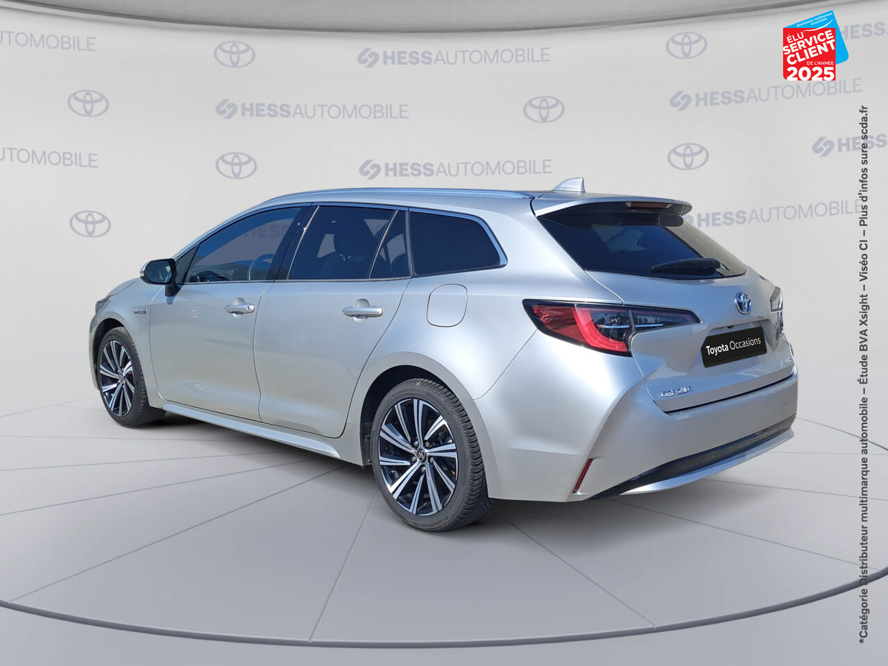 Véhicule d'occasion TOYOTA COROLLA TOURING SPT 122H DESIGN MY21 chez Toyota Verdun