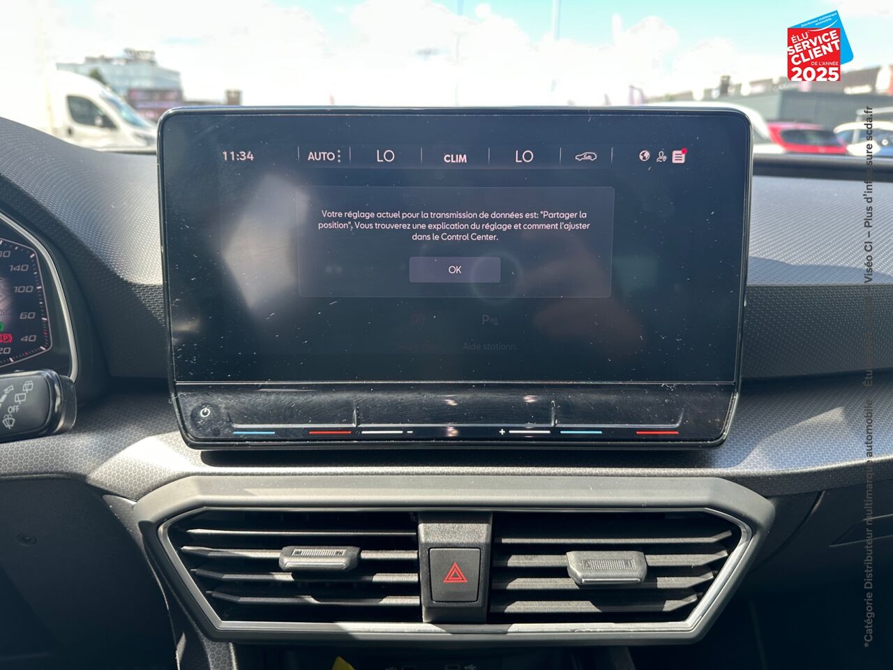 Véhicule d'occasion SEAT LEON 1.0 ETSI 110CH URBAN DSG7 GPS CAMERA CARPLAY chez Toyota Saint Dizier