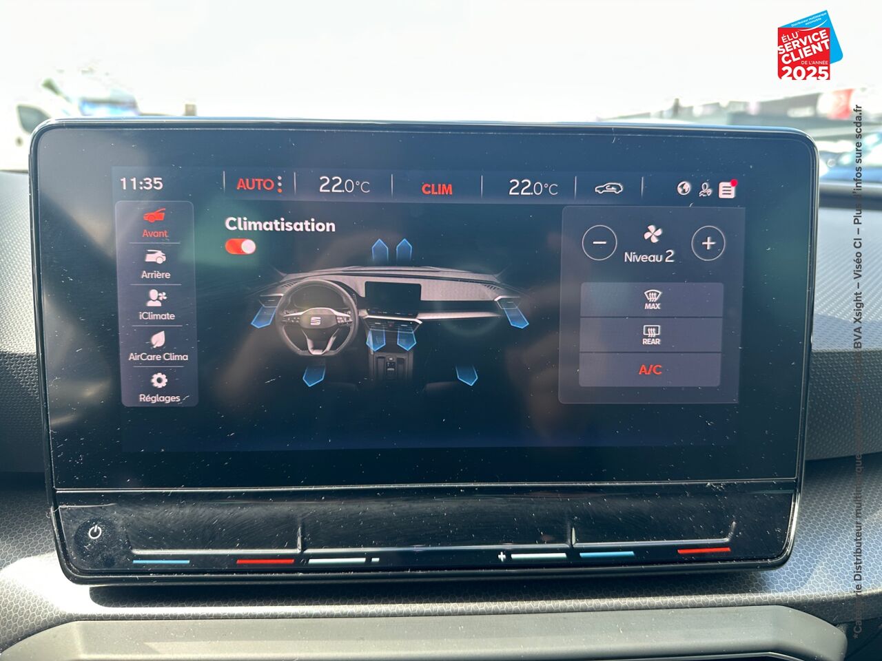 Véhicule d'occasion SEAT LEON 1.0 ETSI 110CH URBAN DSG7 GPS CAMERA CARPLAY chez Toyota Saint Dizier
