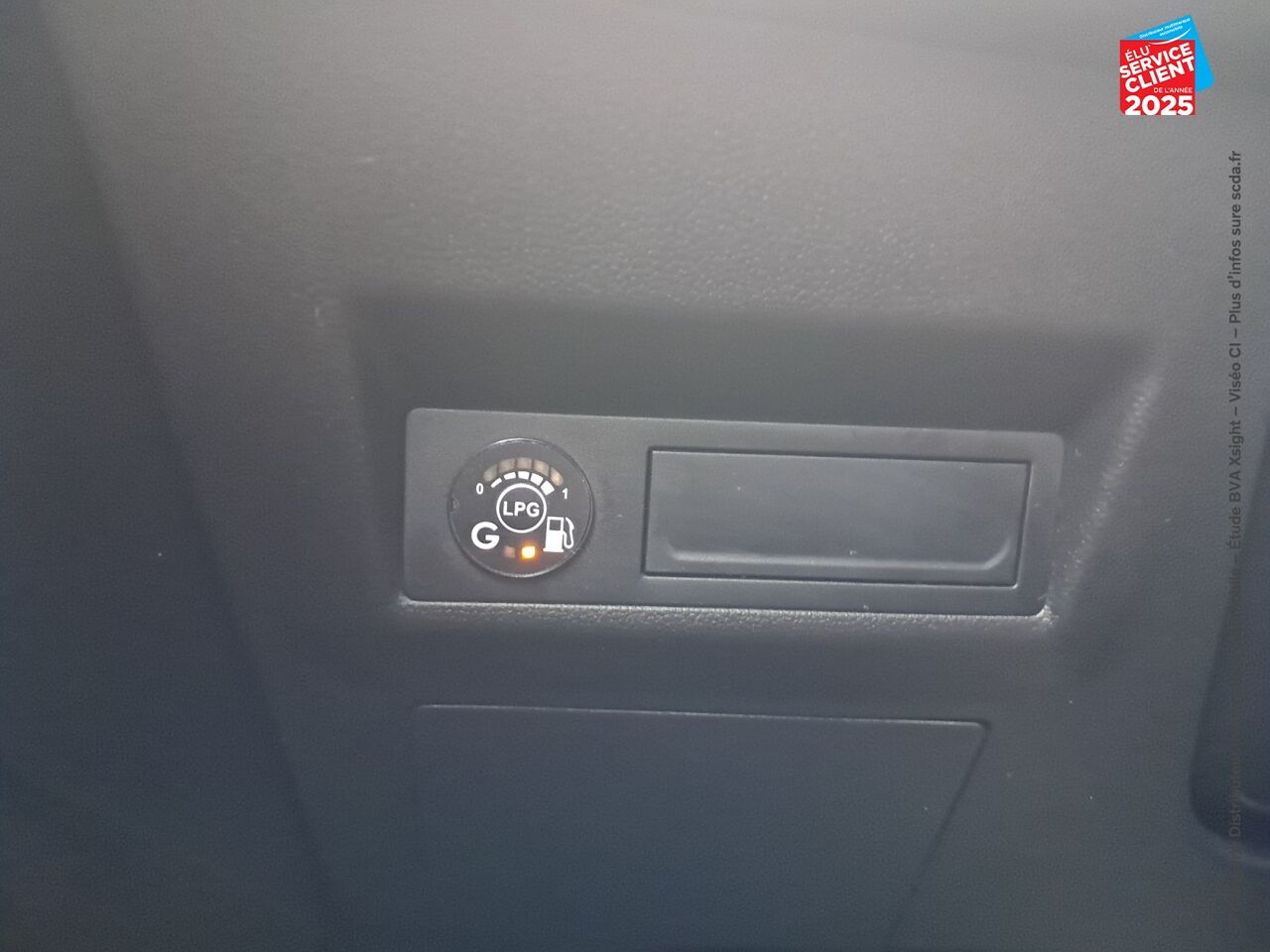 Véhicule d'occasion RENAULT CAPTUR 1.0 ECO-G 100CH EVOLUTION chez Toyota Thionville