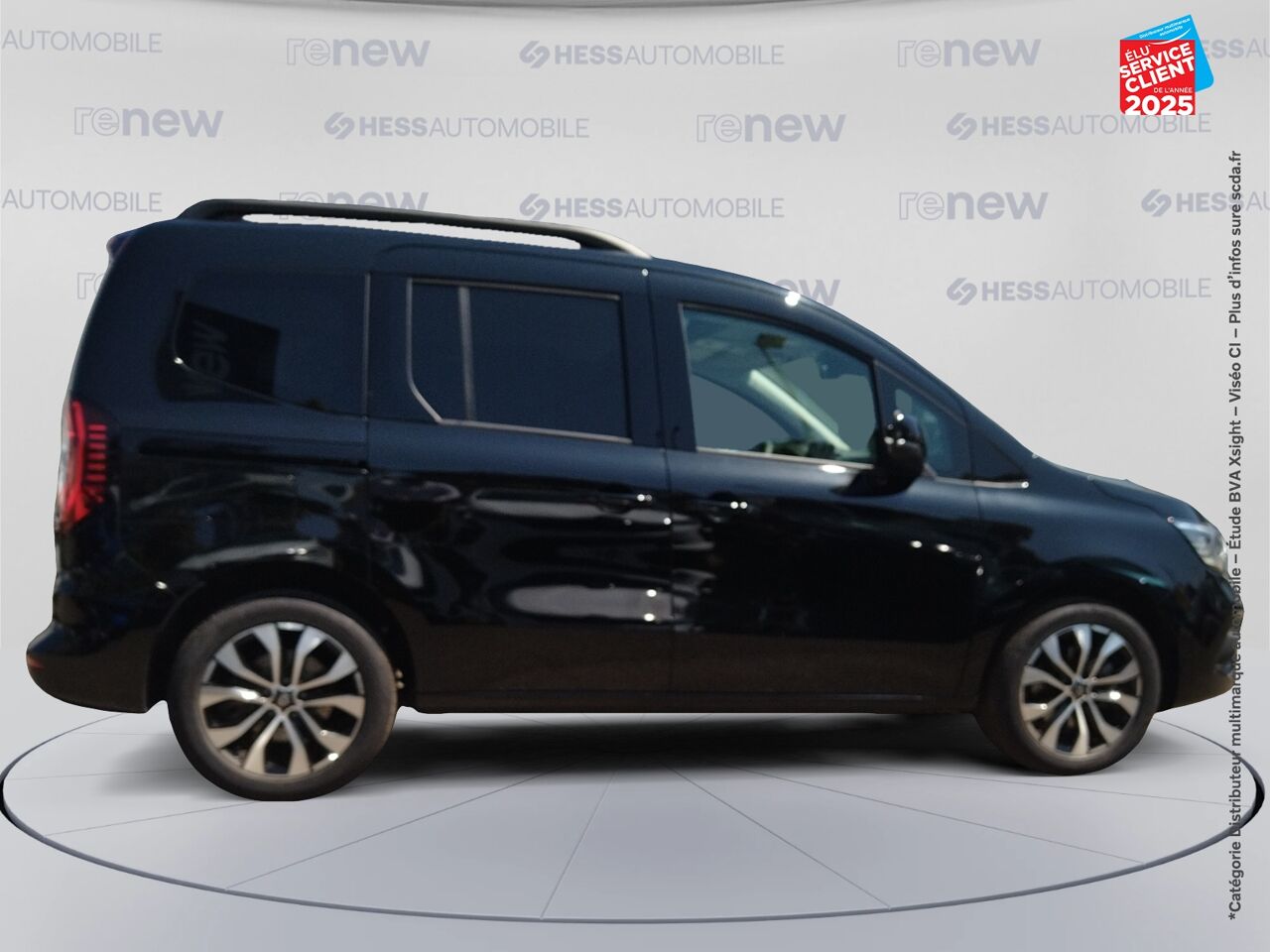 Véhicule d'occasion RENAULT KANGOO 1.5 BLUE DCI 115CH TECHNO - 24 chez HESS Automobile
