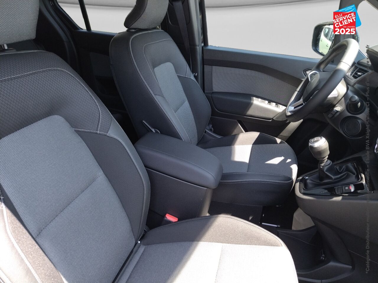 Véhicule d'occasion RENAULT KANGOO 1.5 BLUE DCI 115CH TECHNO - 24 chez HESS Automobile