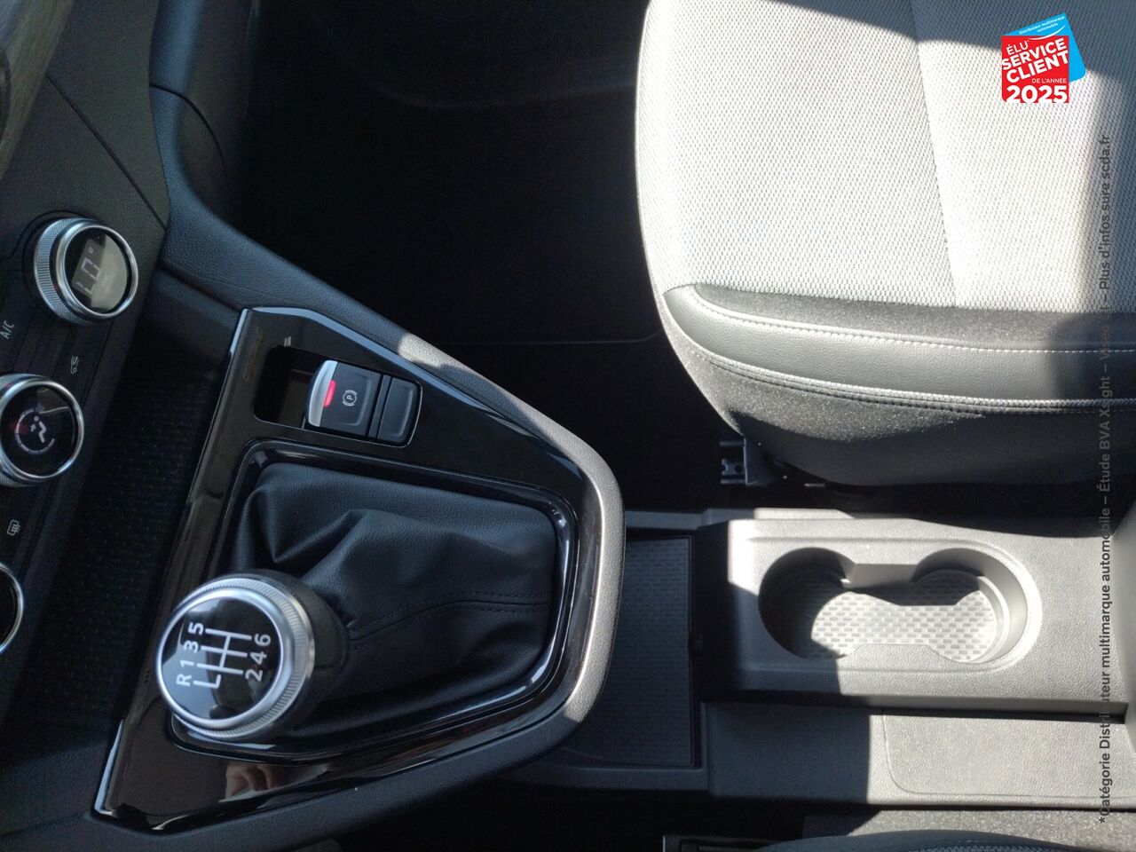 Véhicule d'occasion RENAULT KANGOO 1.5 BLUE DCI 115CH TECHNO - 24 chez HESS Automobile