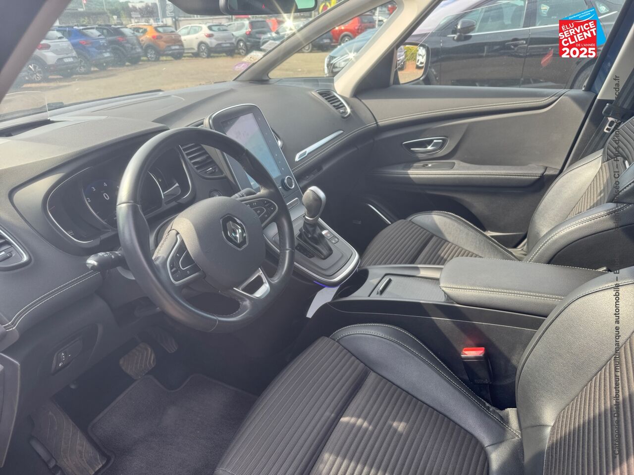 Véhicule d'occasion RENAULT SCENIC 1.3 TCE 140CH ENERGY INTENS EDC GPS CAMERA chez Renault Strasbourg