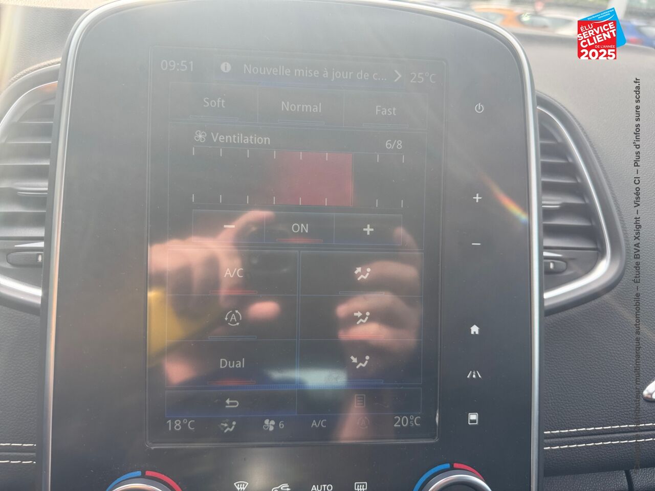 Véhicule d'occasion RENAULT SCENIC 1.3 TCE 140CH ENERGY INTENS EDC GPS CAMERA chez Renault Strasbourg
