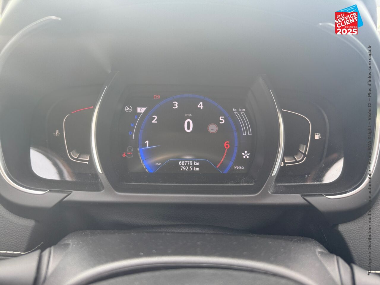 Véhicule d'occasion RENAULT SCENIC 1.3 TCE 140CH ENERGY INTENS EDC GPS CAMERA chez Renault Strasbourg