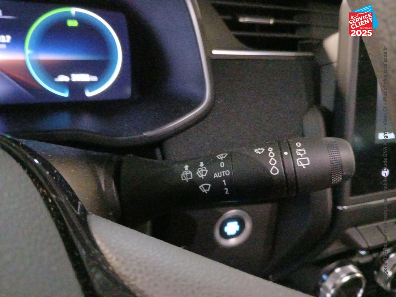 Véhicule d'occasion RENAULT ZOE E-TECH LIFE CHARGE NORMALE R110 ACHAT INTEGRAL - 21 chez Opel Bar le Duc