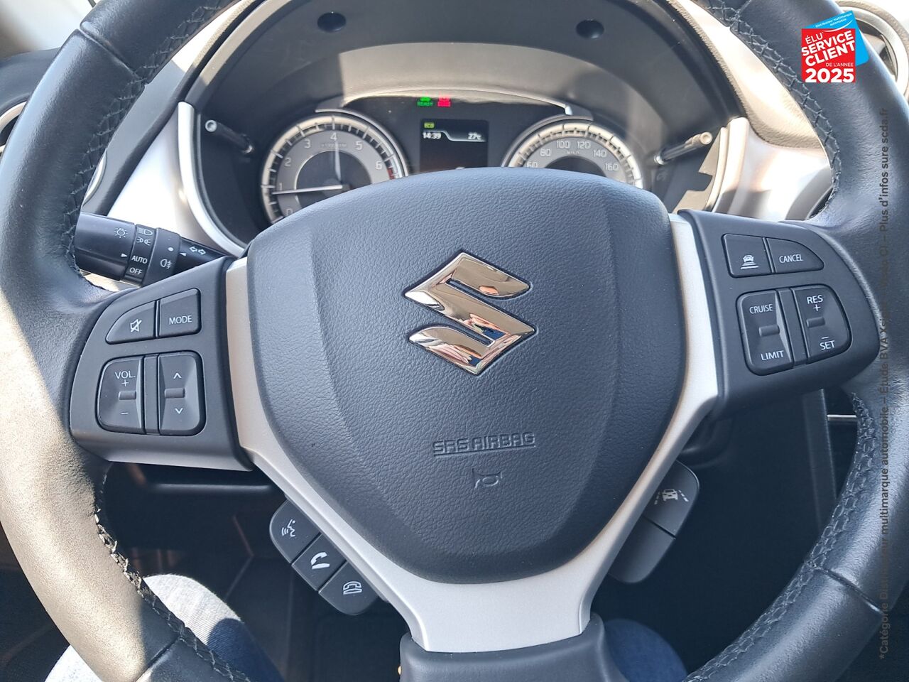 Véhicule d'occasion SUZUKI VITARA 1.5 DUALJET HYBRID 115CH STYLE AUTO ALLGRIP chez Renault Montbéliard