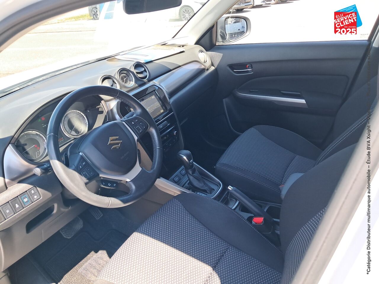 Véhicule d'occasion SUZUKI VITARA 1.5 DUALJET HYBRID 115CH STYLE AUTO ALLGRIP chez Renault Montbéliard