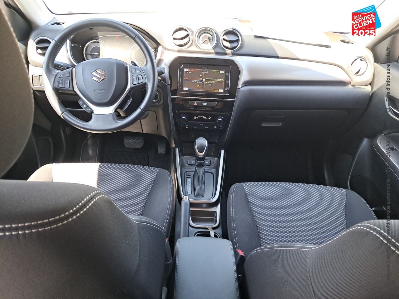 Véhicule d'occasion SUZUKI VITARA 1.5 DUALJET HYBRID 115CH STYLE AUTO ALLGRIP chez Renault Montbéliard